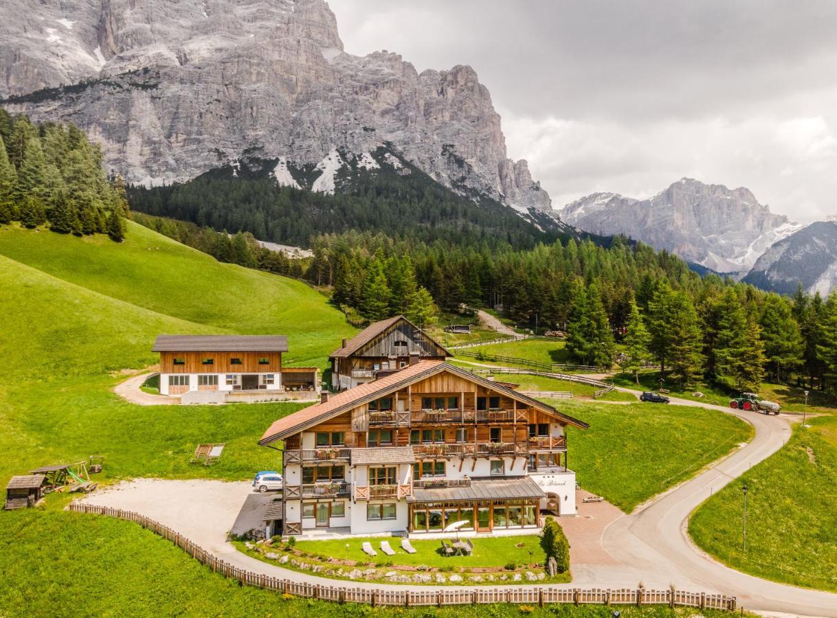 B&B - Hotel Ciasa Rue Blanch San Cassiano  Luaran gambar