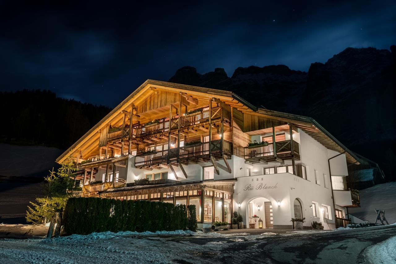B&B - Hotel Ciasa Rue Blanch San Cassiano  Luaran gambar