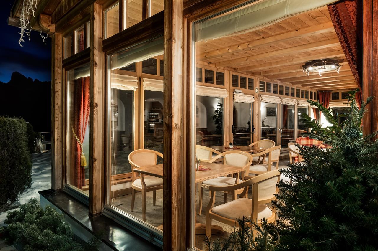 B&B - Hotel Ciasa Rue Blanch San Cassiano  Luaran gambar